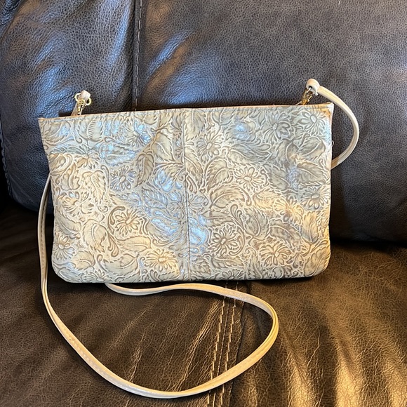 Dove Cream Handbag - Picture 2 of 7